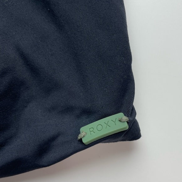 Roxy bralette style bikini top🌟 - Picture 5 of 6